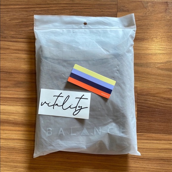 ❗️SOLD❗️Balance Athletica Ease Dress - Picture 5 of 9